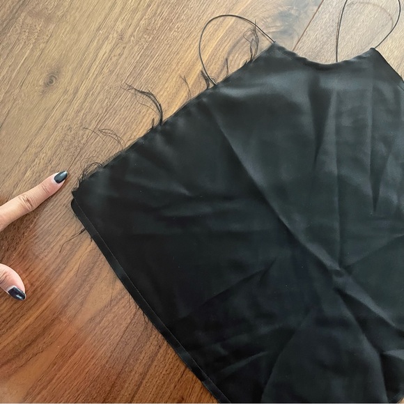 ARE YOU AM I SENNA SILK TOP- BLACK - Picture 5 of 11